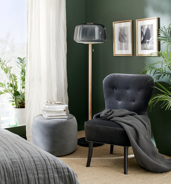 A white AINA curtains, 1 pair in the bedroom